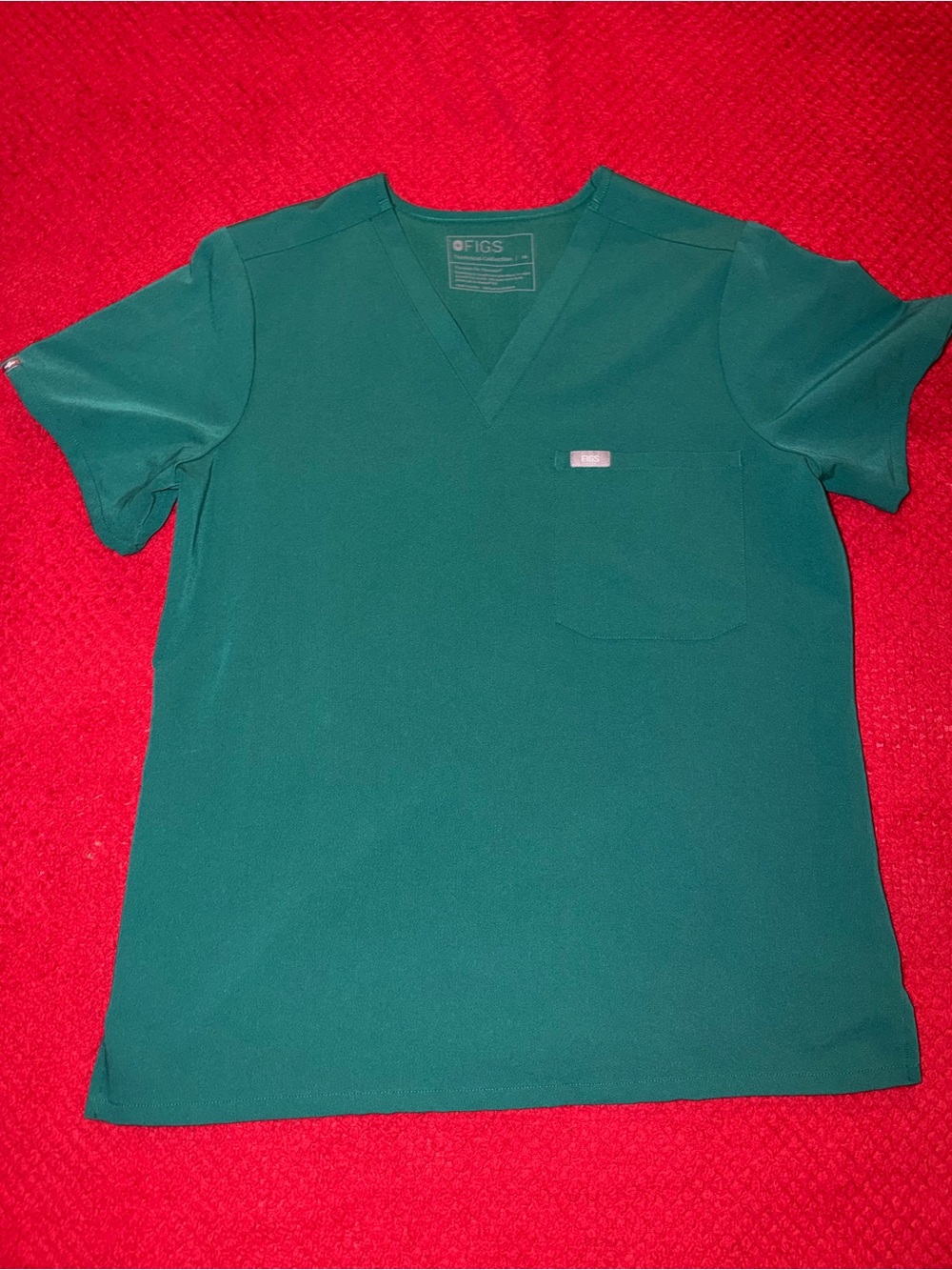Figs woman's Catarina one pocket scrub top
